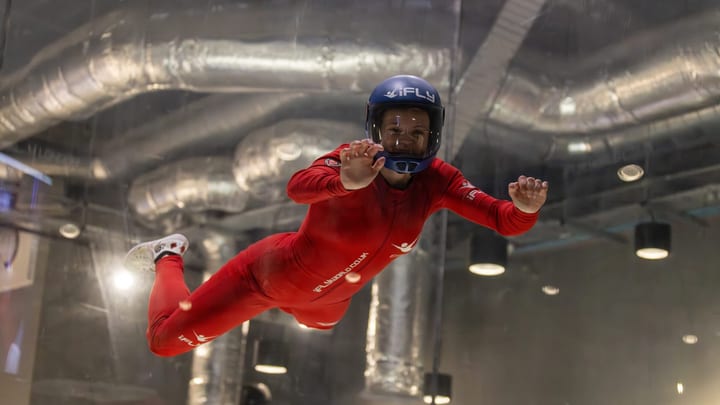 Ifly International Pro Photo 6